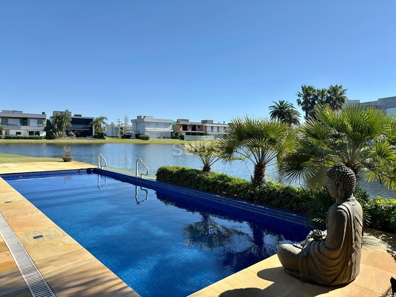 Excelente sobrado beira lago no condomínio Enseada: 34ª foto da galeria de imagens do imóvel