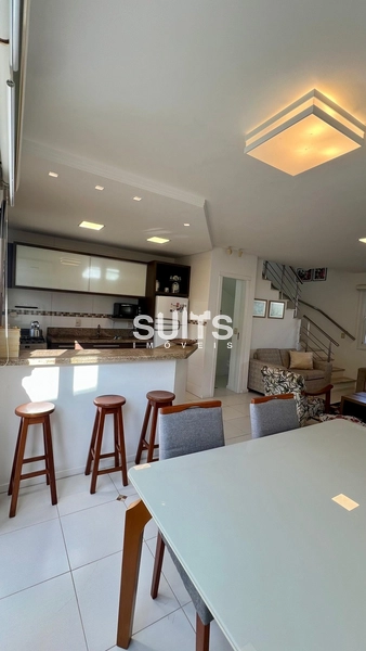 Excelente duplex à venda no Centro: 8ª foto da galeria de imagens do imóvel