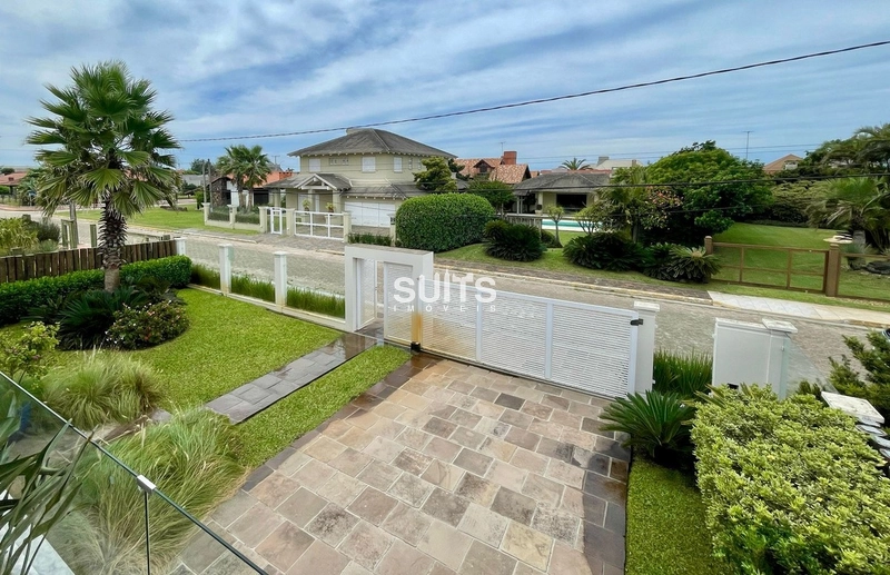 Excelente sobrado à venda em Atlântida: 12ª foto da galeria de imagens do imóvel