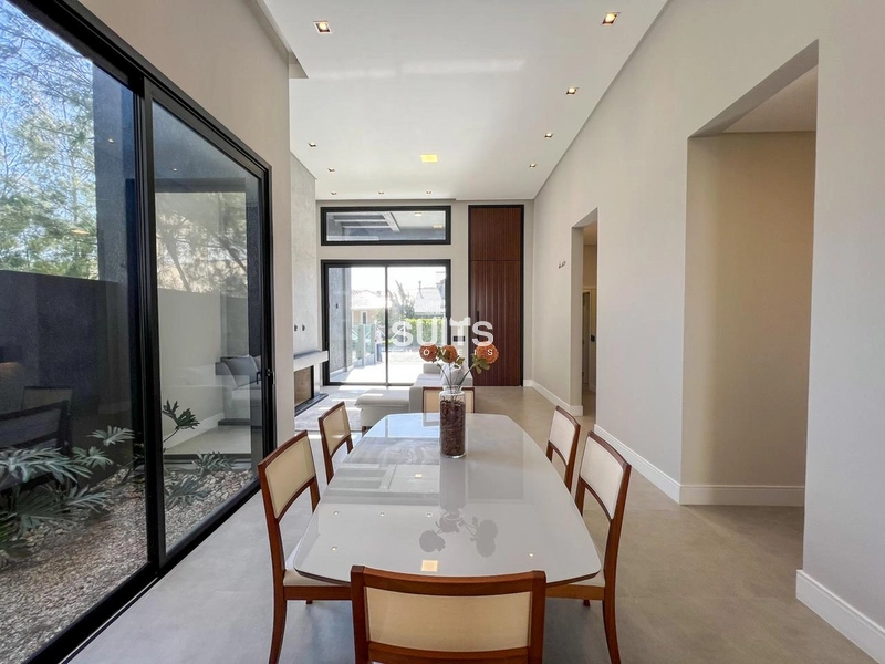 Excelente casa à venda próximo ao mar no bairro de Noiva do Mar: 15ª foto da galeria de imagens do imóvel