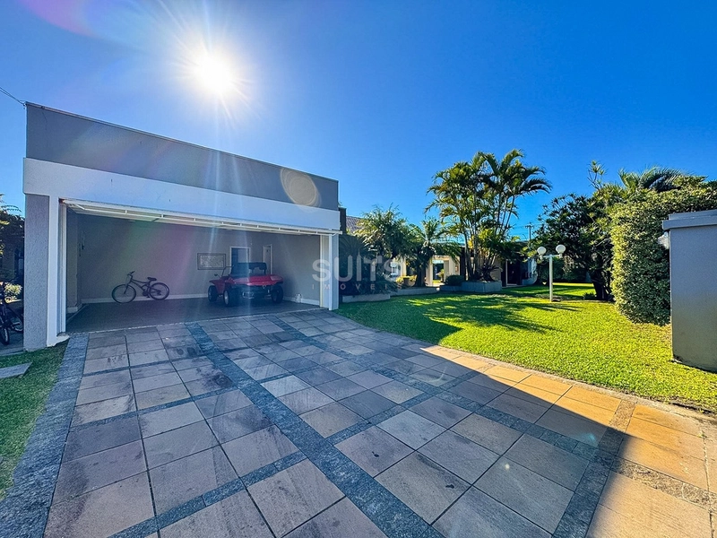 Casa com 03 terrenos em localização privilegiada em Atlântida : 46ª foto da galeria de imagens do imóvel