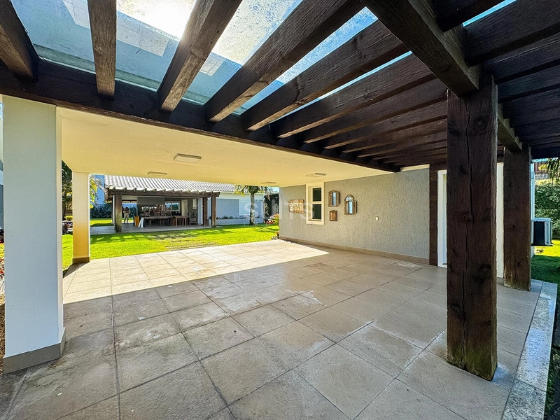 Casa com 03 terrenos em localização privilegiada em Atlântida : 33ª foto da galeria de imagens do imóvel