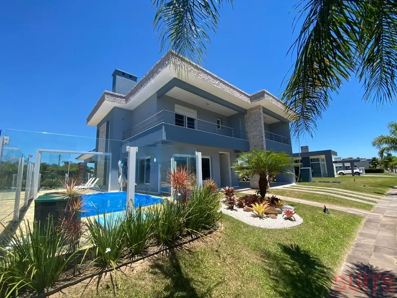 Belíssimo sobrado no Condomínio Quintas do Lago: 1ª foto da galeria de imagens do imóvel