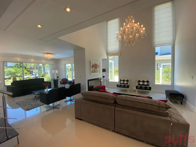 Belíssimo sobrado no Condomínio Quintas do Lago: 4ª foto da galeria de imagens do imóvel