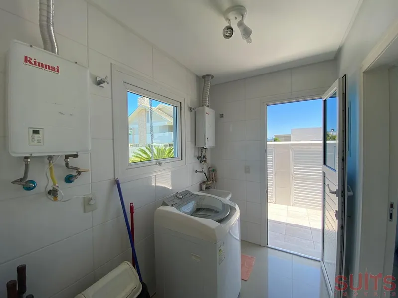 Belíssimo sobrado no Condomínio Quintas do Lago: 11ª foto da galeria de imagens do imóvel