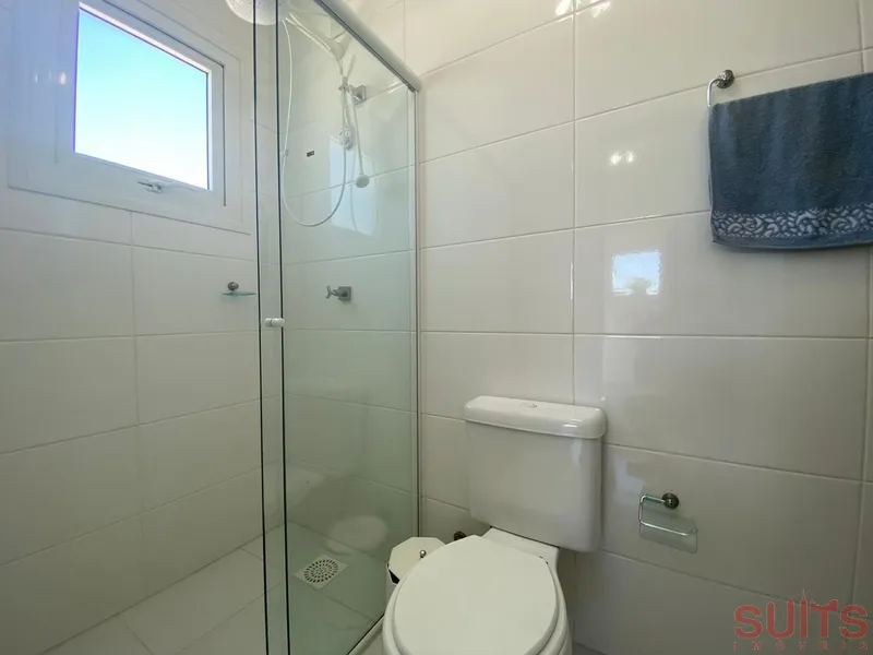 Belíssimo sobrado no Condomínio Quintas do Lago: 13ª foto da galeria de imagens do imóvel