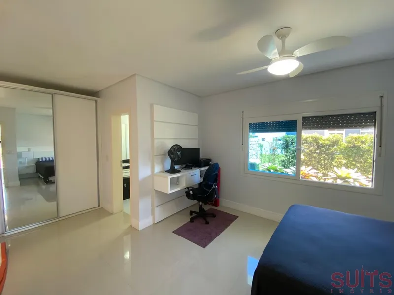 Belíssimo sobrado no Condomínio Quintas do Lago: 14ª foto da galeria de imagens do imóvel