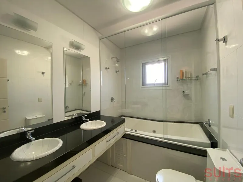 Belíssimo sobrado no Condomínio Quintas do Lago: 16ª foto da galeria de imagens do imóvel