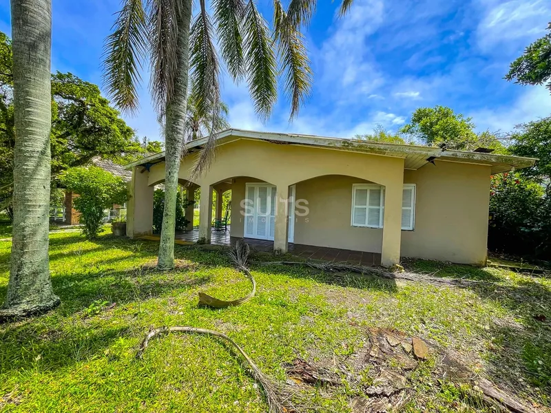 Casa de esquina com Amplo terreno na Praia de Atlântida: 19ª foto da galeria de imagens do imóvel