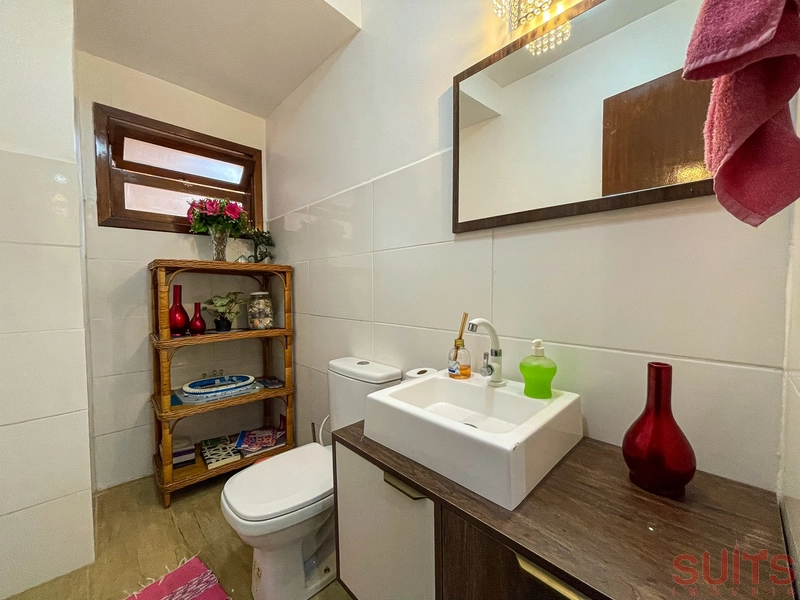 Excelente sobrado à poucos metros do mar na praia de Rainha do Mar: 10ª foto da galeria de imagens do imóvel