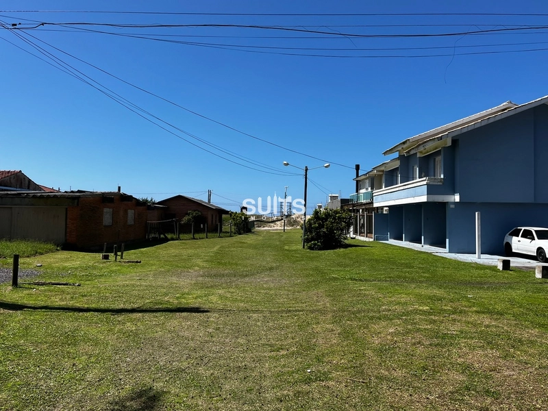 Ótimo duplex à 01 quadra do mar no Centro de Xangri-Lá: 2ª foto da galeria de imagens do imóvel