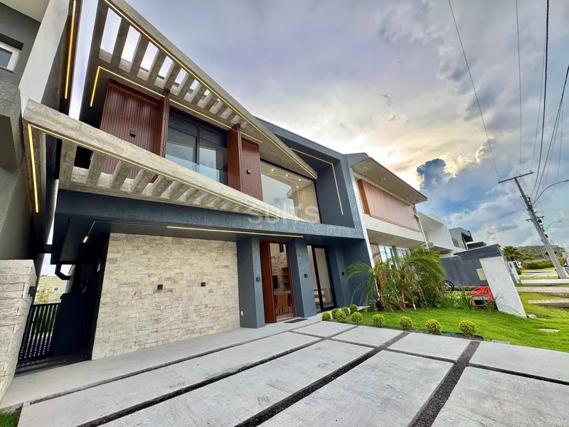 Excelente sobrado no condomínio Sunset em Xangri-lá: 3ª foto da galeria de imagens do imóvel