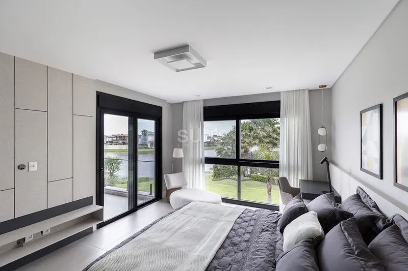 Magnífico sobrado com vista para o lago no condomínio Enseada: 20ª foto da galeria de imagens do imóvel