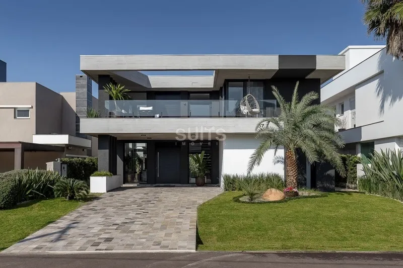 Magnífico sobrado com vista para o lago no condomínio Enseada: 2ª foto da galeria de imagens do imóvel