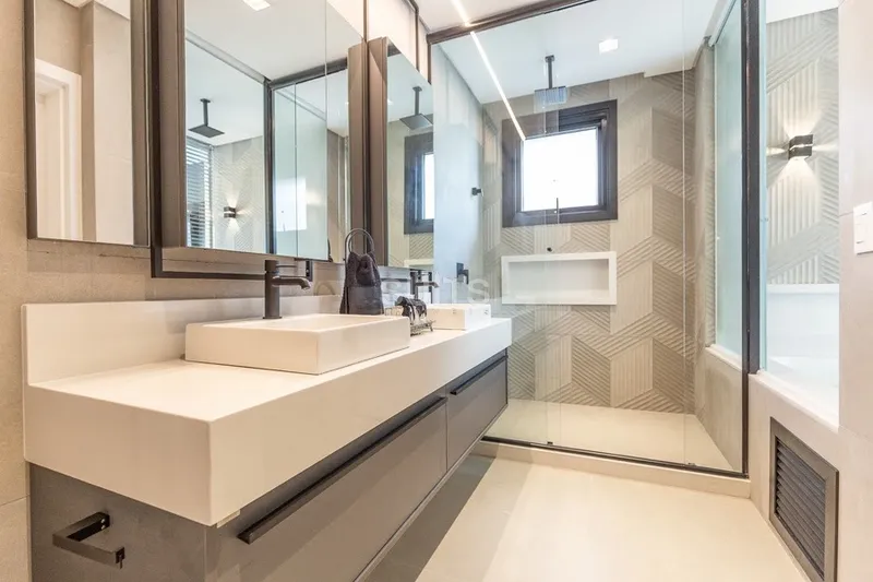 Magnífico sobrado com vista para o lago no condomínio Enseada: 33ª foto da galeria de imagens do imóvel