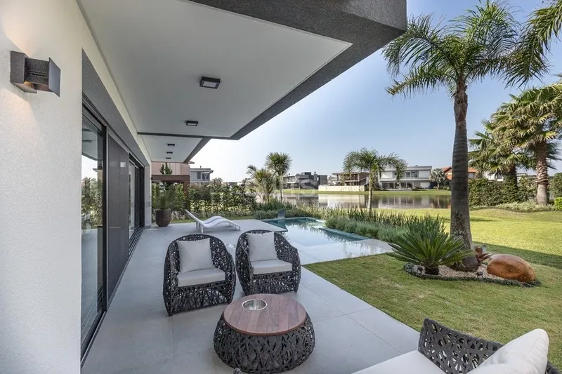 Magnífico sobrado com vista para o lago no condomínio Enseada: 15ª foto da galeria de imagens do imóvel