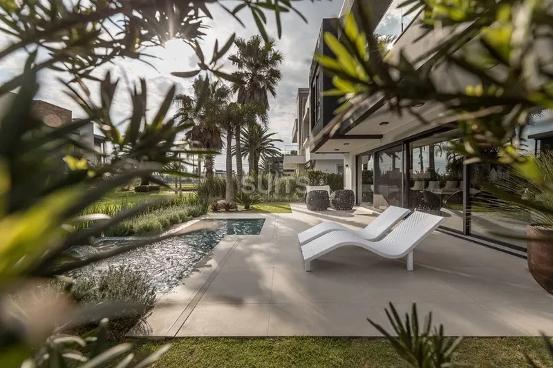 Magnífico sobrado com vista para o lago no condomínio Enseada: 13ª foto da galeria de imagens do imóvel