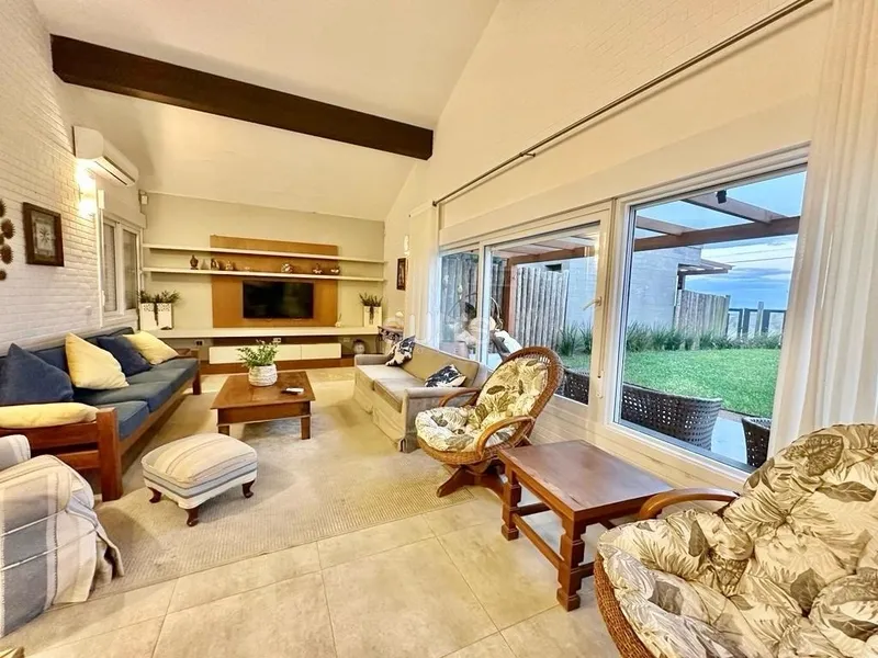 Excelente casa na beira mar no Centro de Xangri-Lá: 7ª foto da galeria de imagens do imóvel