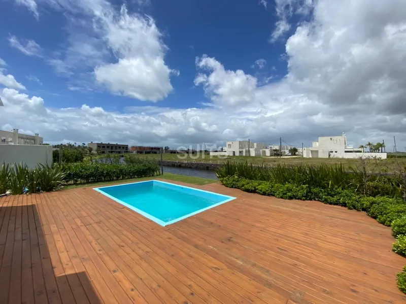 Belíssimo sobrado no condomínio Páteo Marbella: 2ª foto da galeria de imagens do imóvel