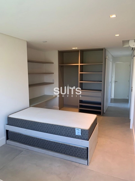 Mansão super-luxo no Condomínio Enseada: 25ª foto da galeria de imagens do imóvel