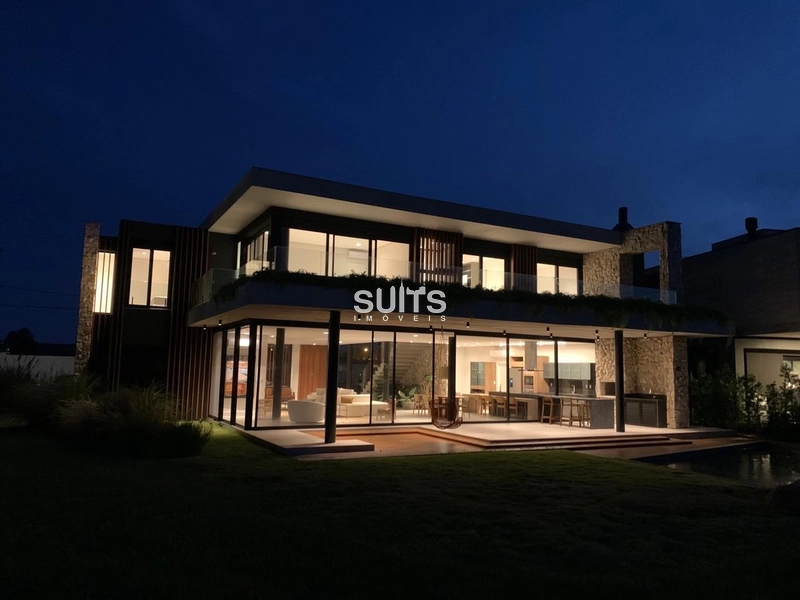 Mansão super-luxo no Condomínio Enseada: 1ª foto da galeria de imagens do imóvel