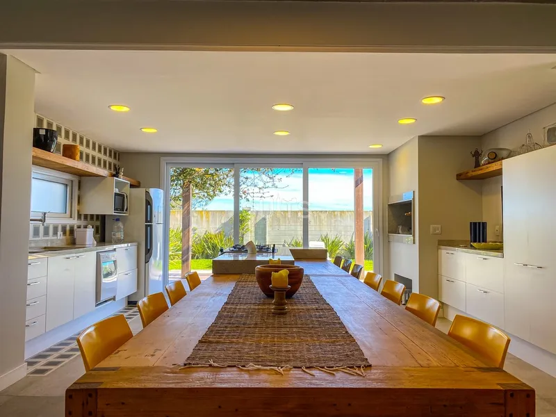 Magnífico Sobrado no Condomínio Quintas do Lago: 6ª foto da galeria de imagens do imóvel