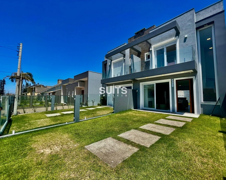 Excelente sobrado duplex na praia do Arpoador em Xangri-Lá: 3ª foto da galeria de imagens do imóvel