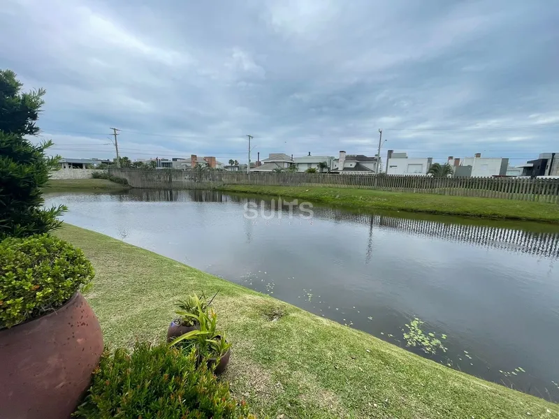 Excelente Sobrado no Condominio One em Atlântida: 20ª foto da galeria de imagens do imóvel