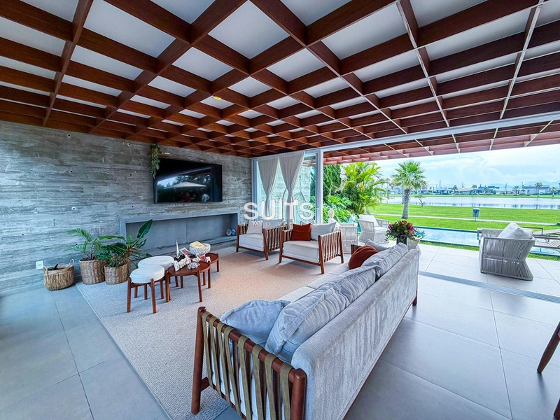 Espetacular sobrado no Condomínio Riviera: 3ª foto da galeria de imagens do imóvel