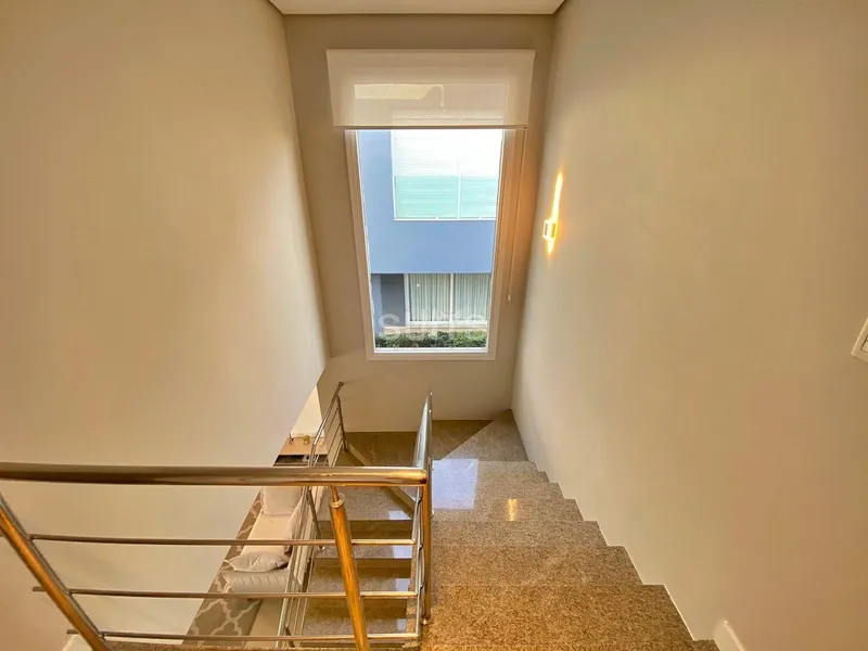 Excelente sobrado com vista para o lago no condomínio Sea Coast: 22ª foto da galeria de imagens do imóvel