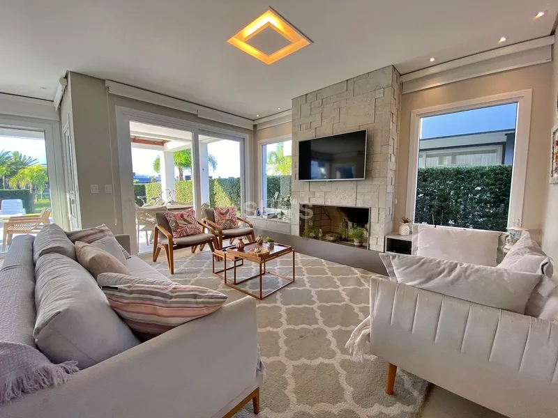 Excelente sobrado com vista para o lago no condomínio Sea Coast: 7ª foto da galeria de imagens do imóvel