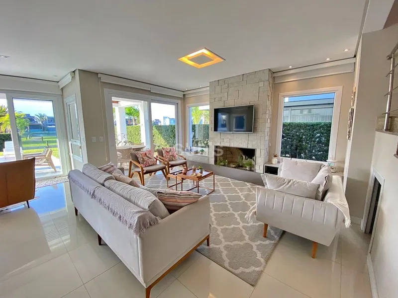 Excelente sobrado com vista para o lago no condomínio Sea Coast: 9ª foto da galeria de imagens do imóvel