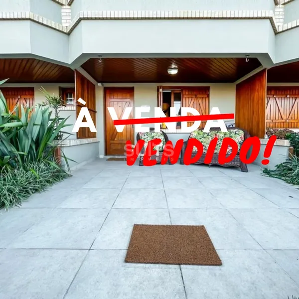 Excelente sobrado à 02 quadras do mar no Centro de Xangri-Lá: 1ª foto da galeria de imagens do imóvel