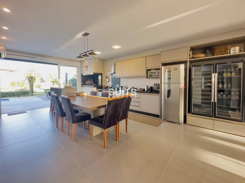 Linda casa com fundos para área verde no condomínio Riviera: 11ª foto da galeria de imagens do imóvel