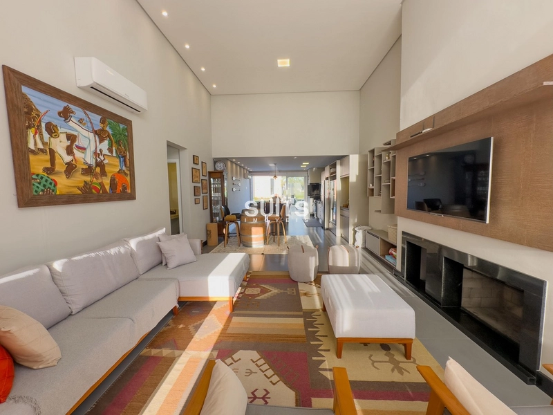 Linda casa com fundos para área verde no condomínio Riviera: 5ª foto da galeria de imagens do imóvel