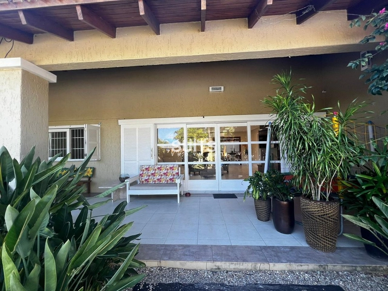 Ótima casa à venda na praia de Atlântida em Xangri-Lá: 2ª foto da galeria de imagens do imóvel