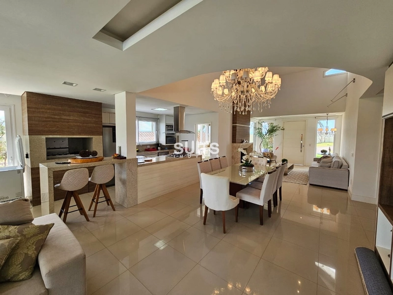 Sobrado de esquina Beira Lago no cond. Enseada: 17ª foto da galeria de imagens do imóvel