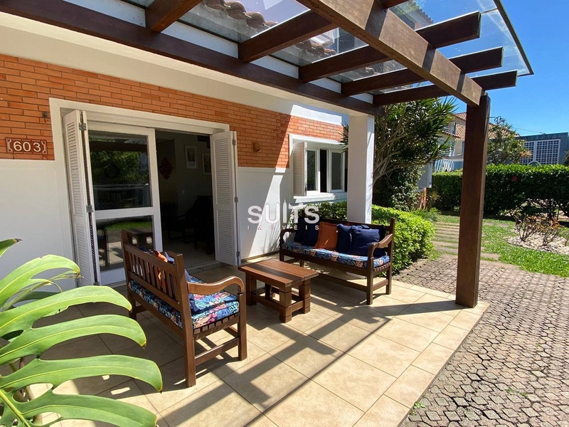 Excelente sobrado à venda em Atlântida : 4ª foto da galeria de imagens do imóvel