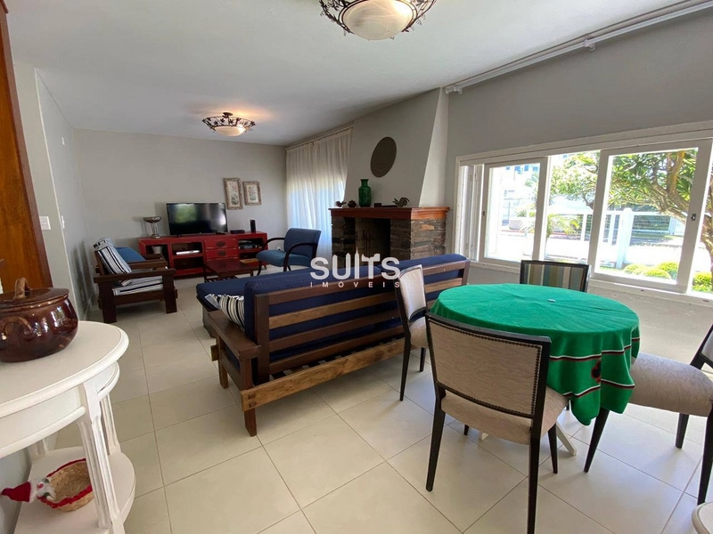 Excelente sobrado à venda em Atlântida : 6ª foto da galeria de imagens do imóvel