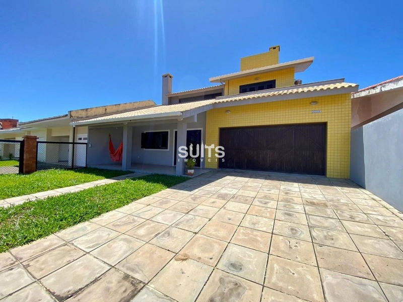 Excelente sobrado à 03 quadras do mar no Centro de Xangri-Lá: 3ª foto da galeria de imagens do imóvel