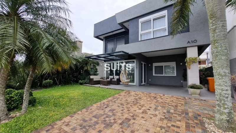 Excelente sobrado à venda no condomínio Condado de Capão: 1ª foto da galeria de imagens do imóvel