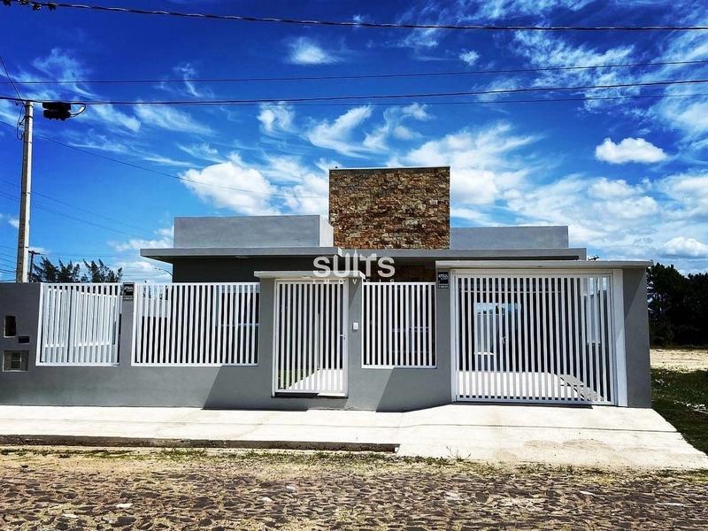 Oportunidade! Casa térrea a venda em Atlântida Sul: 1ª foto da galeria de imagens do imóvel