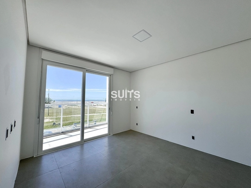 Sobrado à venda na praia do Arpoador, com linda vista mar: 5ª foto da galeria de imagens do imóvel