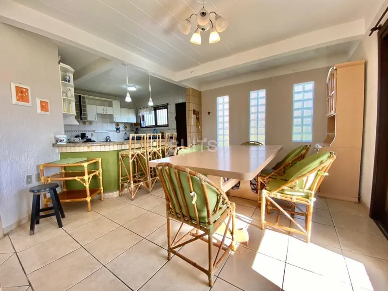 Excelente sobrado de esquina com amplo pátio na praia de Remanso: 12ª foto da galeria de imagens do imóvel