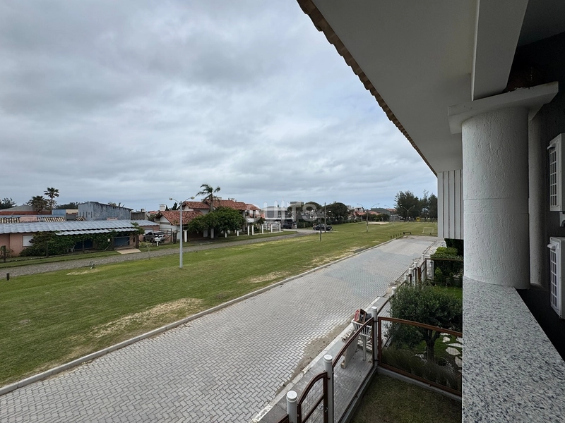 Sobrado frente a área verde no Centro de Xangri-Lá: 21ª foto da galeria de imagens do imóvel