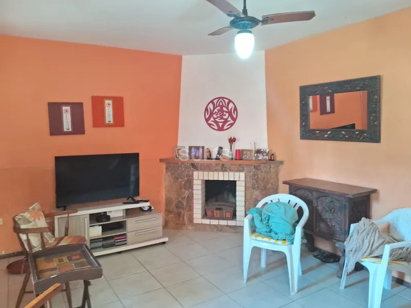 Excelente casa à venda no Centro de Xangri-lá: 4ª foto da galeria de imagens do imóvel