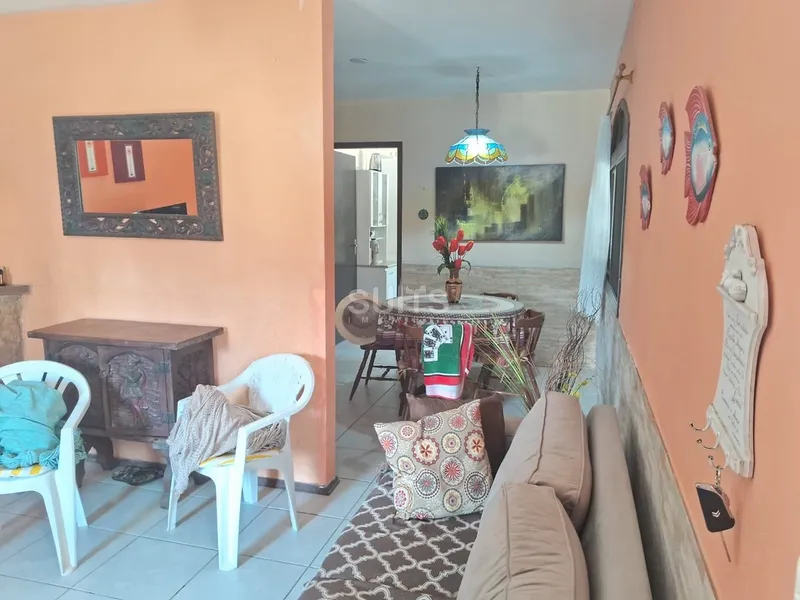 Excelente casa à venda no Centro de Xangri-lá: 3ª foto da galeria de imagens do imóvel