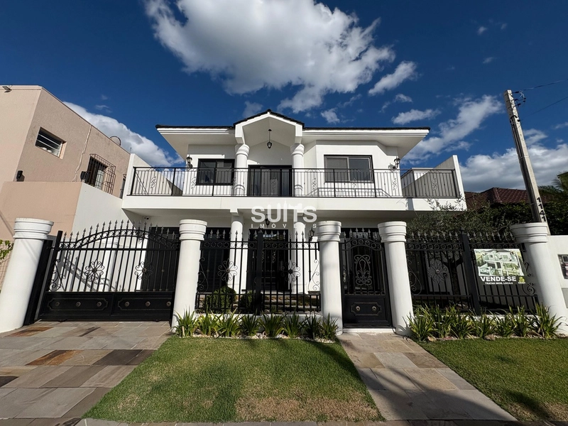 Mansão Neoclássica na praia de Atlântida: 1ª foto da galeria de imagens do imóvel