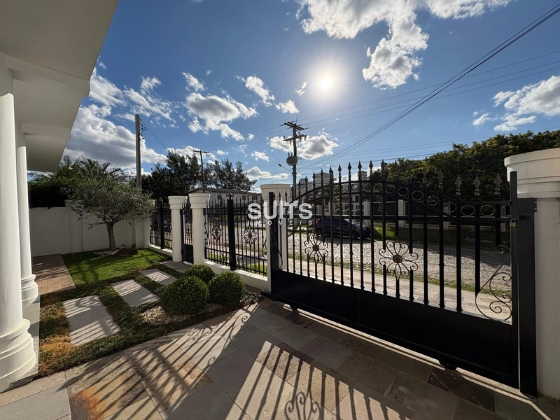 Mansão Neoclássica na praia de Atlântida: 6ª foto da galeria de imagens do imóvel