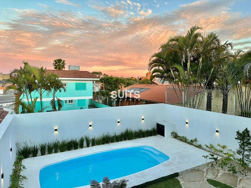 Mansão Neoclássica na praia de Atlântida: 17ª foto da galeria de imagens do imóvel